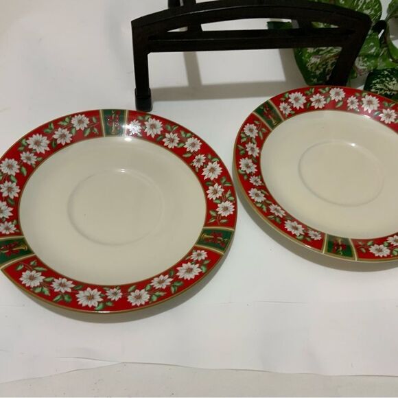 Charlton Hall Classic Traditions 6” Christmas set 2 desert Plate Kobe Japan B7 - Picture 1 of 5